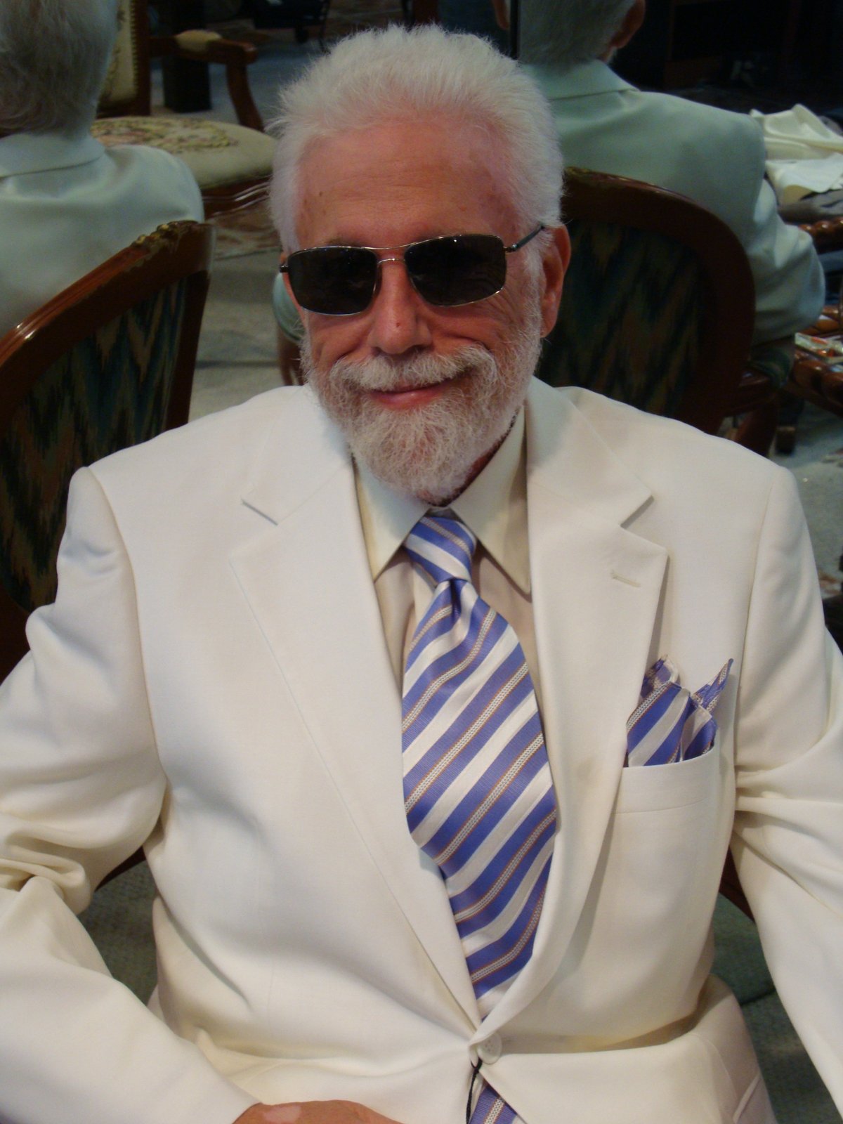 Br. Lon Milo DuQuette